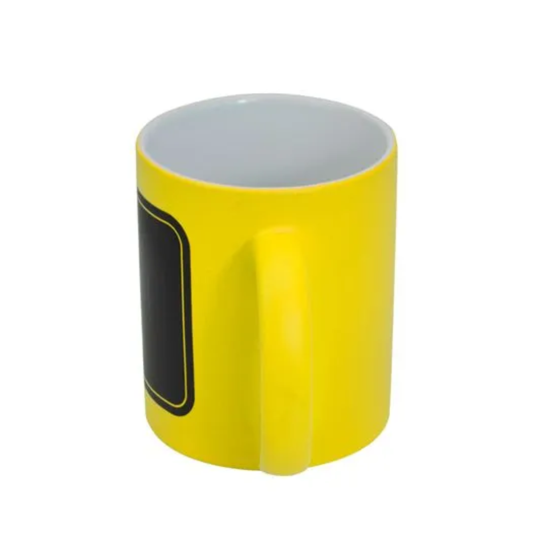 Caneca Amarela com Esquadro de Lousa com Giz