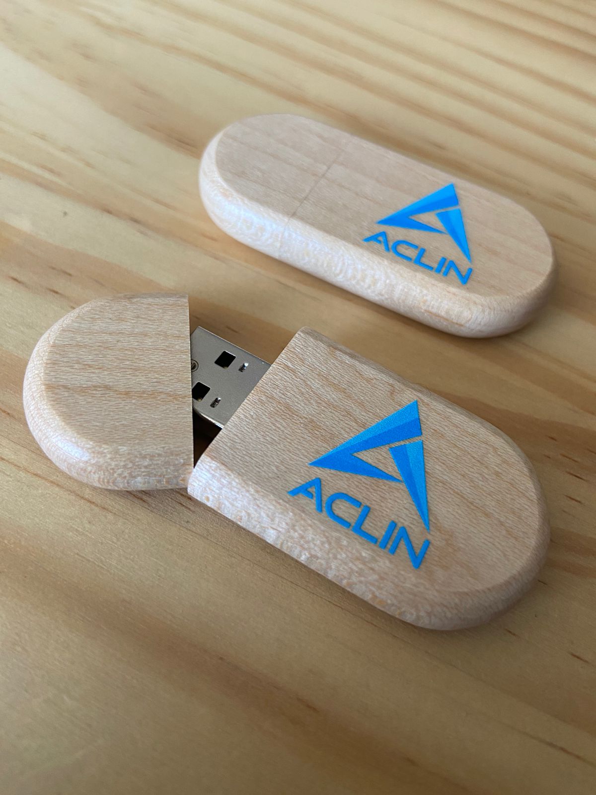 Pendrive ecológico de madeira, formato oval
