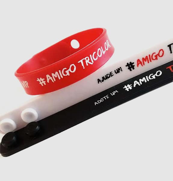 Pulseira emborrachada abre e fecha Personalizada